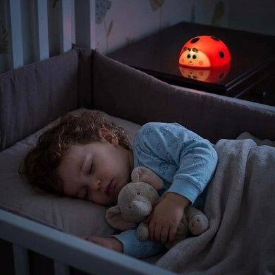 Veilleuse bébé coccinelle veille au sommeil de bébé